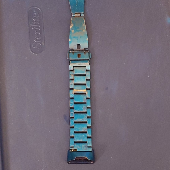 FitBit Charge 3 EUC w/metal watch strap - Picture 7 of 8